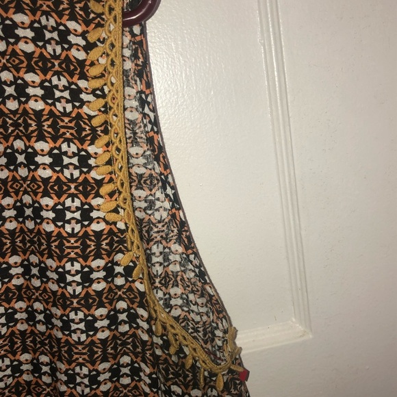 Ranna Gill Tan and Brown Graphic Tank Top 21” pit to pit. 26” length bohemian - Picture 2 of 7